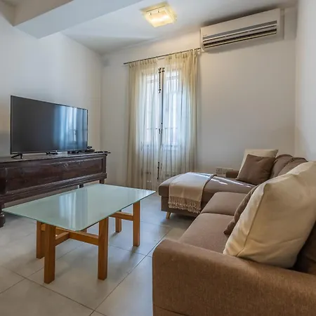 Apartment Stunning 1-bed In Heart Of Valletta