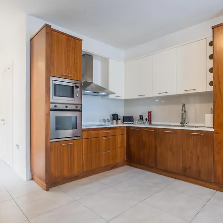 Stunning 1-bed In Heart Of