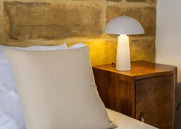 Stunning 1-bed In Heart Of Appartement *